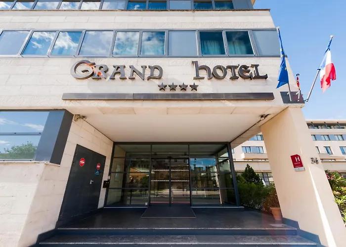 Hôtel accueillant les animaux: Avignon Grand Hotel