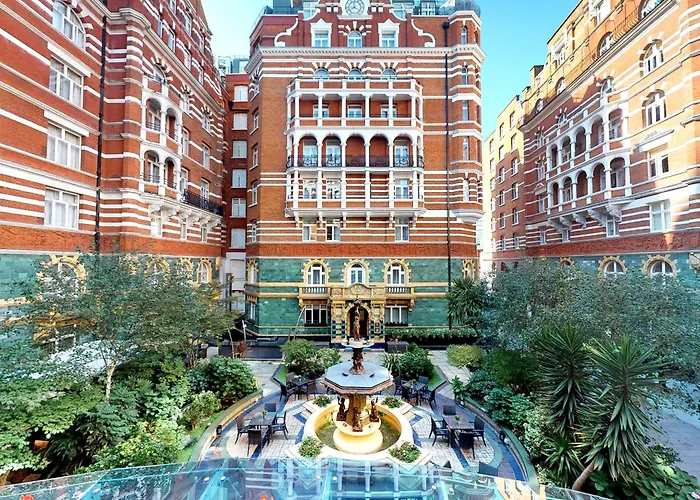 Hotel con vista: St. James' Court, A Taj Hotel, London
