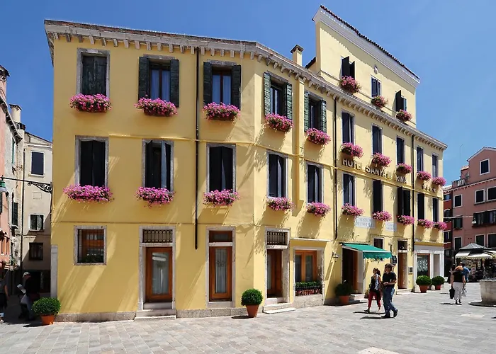 Romantic hotel: Hotel Santa Marina
