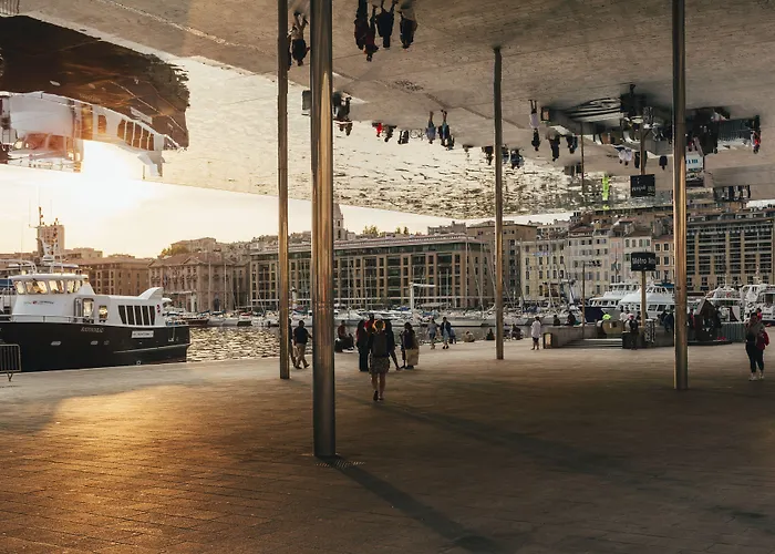 Hôtel accueillant les animaux: Escale Oceania Marseille Vieux Port