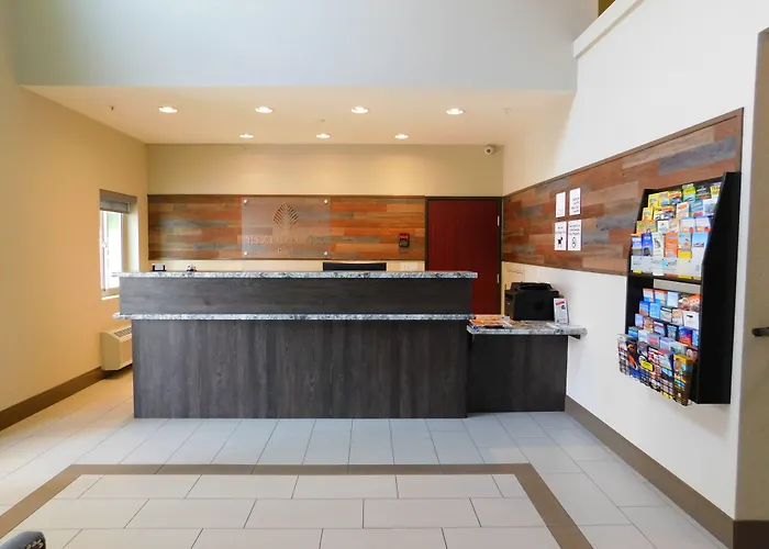 Island Suites