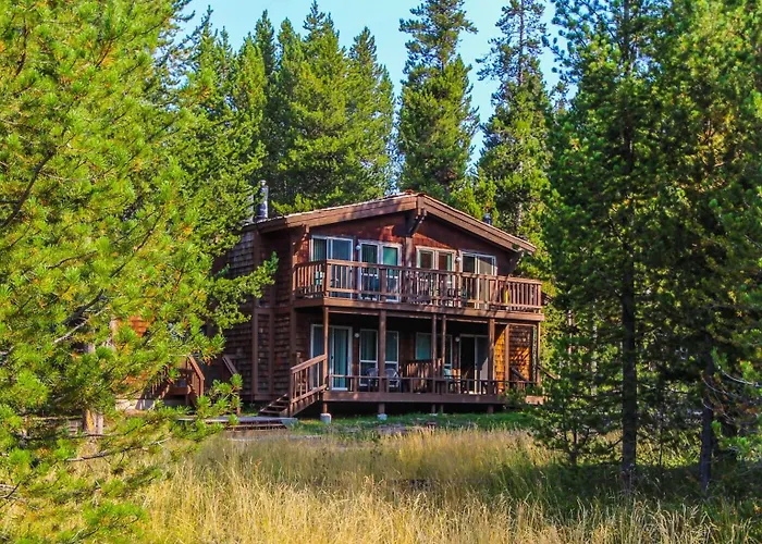 Family Hotel: Timbers At Island Park