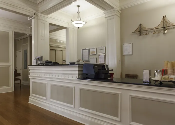Grant Hotel