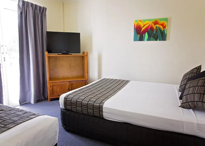 White Lace Motor Inn