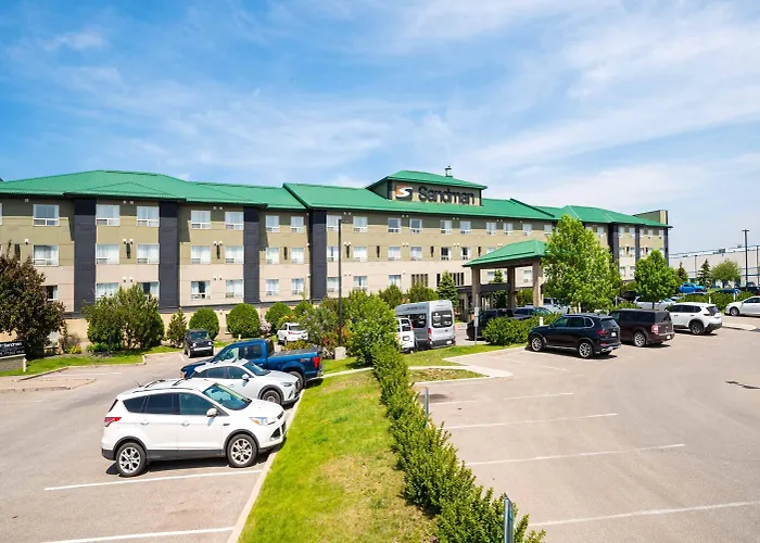 Pets Allowed Hotel Sandman Calgary Airport