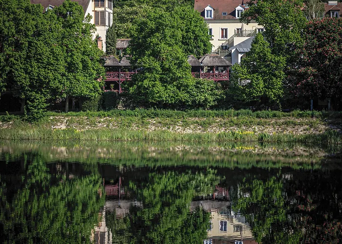 Les Etangs De Corot