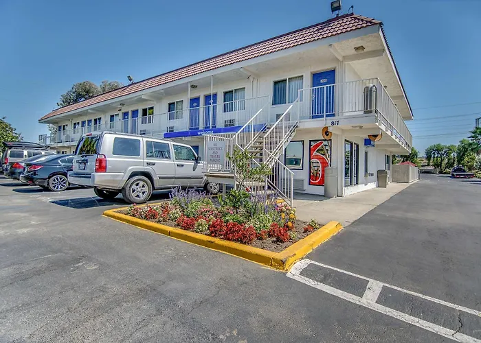 Motel 6-, Ca - Charter Way West