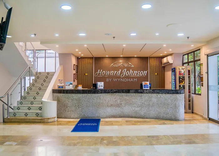  Howard Johnson By Wyndham Barranquilla Versalles