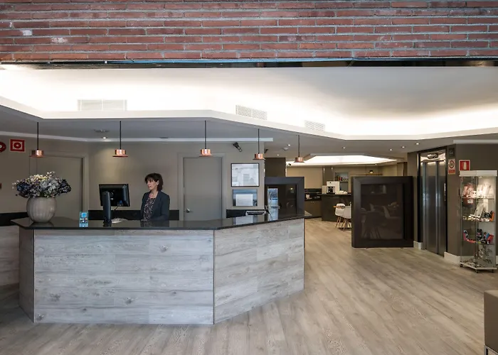 Dog friendly hotels Catalonia Albeniz