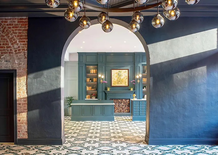 The Eliza Jane, In The Unbound Collection By Hyatt