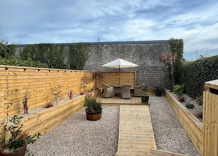 3 Bedroom, 5 Bed Home In The Heart Of Galway