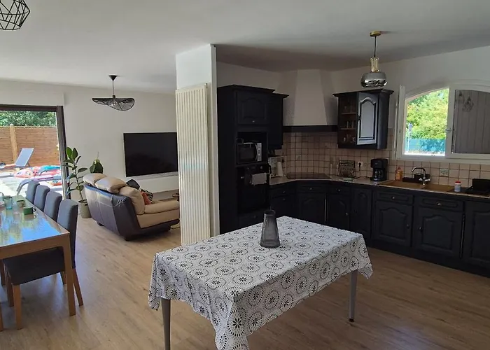 Maison sur la route des plages, piscine, jaccuzi
