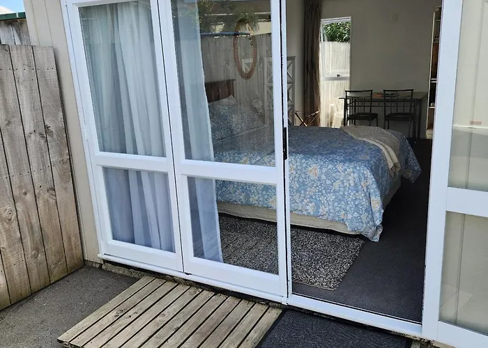 Cosy Studio Unit On Longview