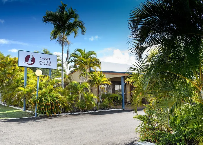 Hotel with Tennis: Smart Motels Bert Hinkler