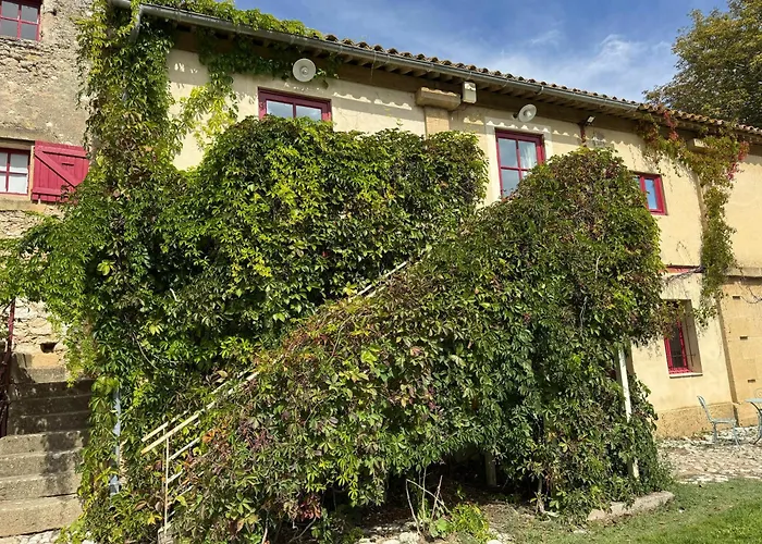 Studio Ouest - Chambre avec vue vignoble - Domaine viticole Château Barbebelle Rognes - Proche d'Aix-en-Provence