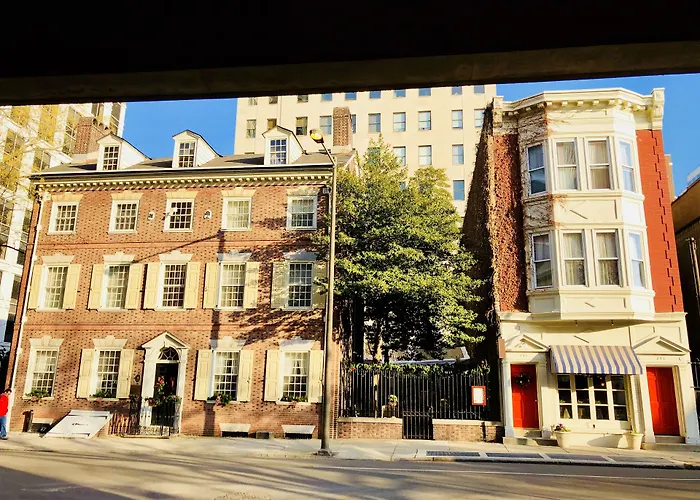 Dog friendly hotels Morris House
