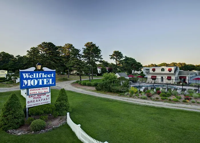 Cheap hotel: Wellfleet Motel & Lodge