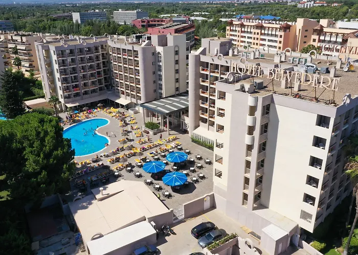 Hotel parque acuático: Ohtels Belvedere