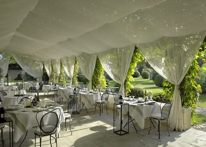 Le Mas De Peint - Hotel Et Restaurant