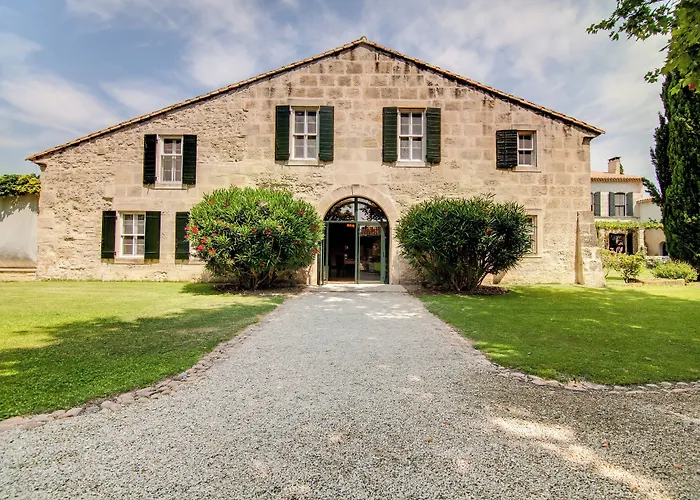 Le Mas De Peint - Hotel Et Restaurant