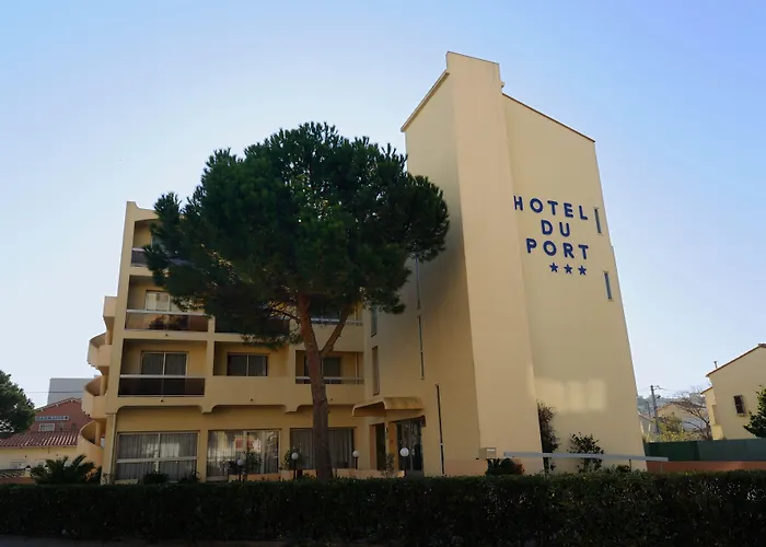 Hotel du Port