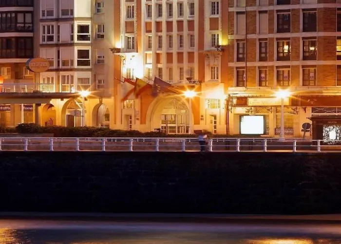 Resort: Hotel Alcomar