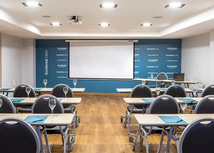 Hôtel pour familles: Occidental Cadiz