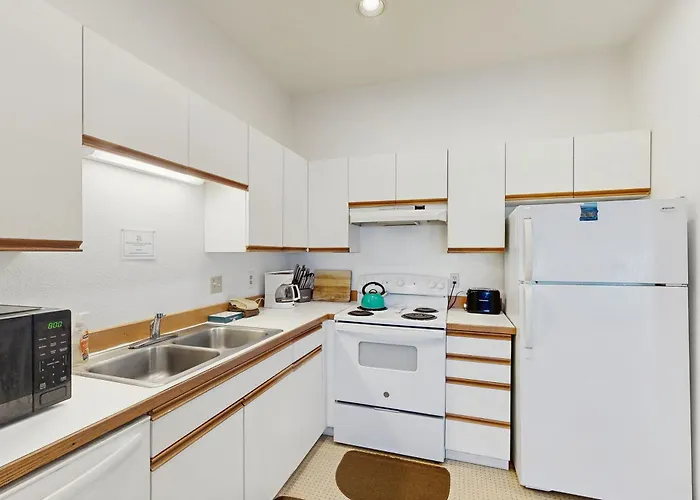 Beach Loop Condo #1 - North Unit