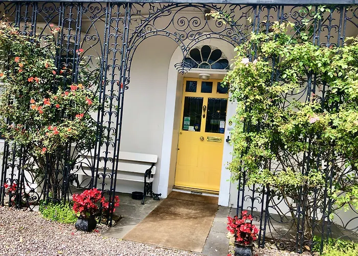 Guest house: Belvedere Lodge