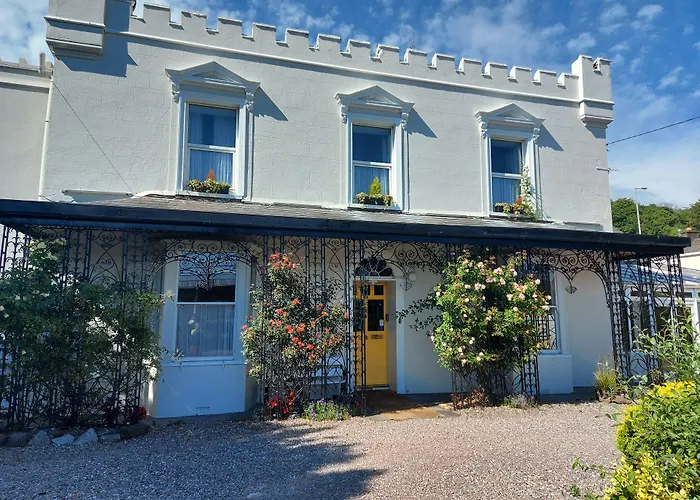 Guest house: Belvedere Lodge