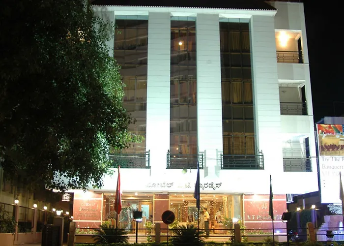 U By Z Hotels, Richmond Circle