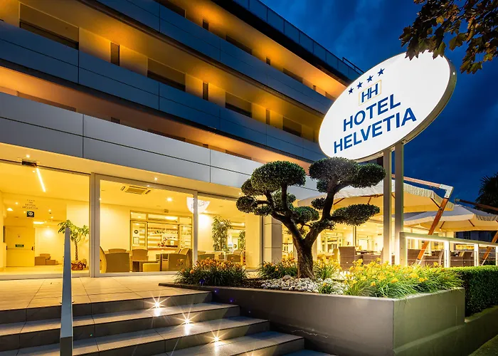 Hotel Jacuzzi: Hotel Helvetia
