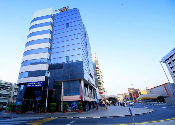 Hotel: Royal Falcon Hotel