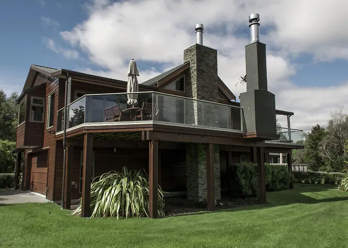 Tongariro Lodge