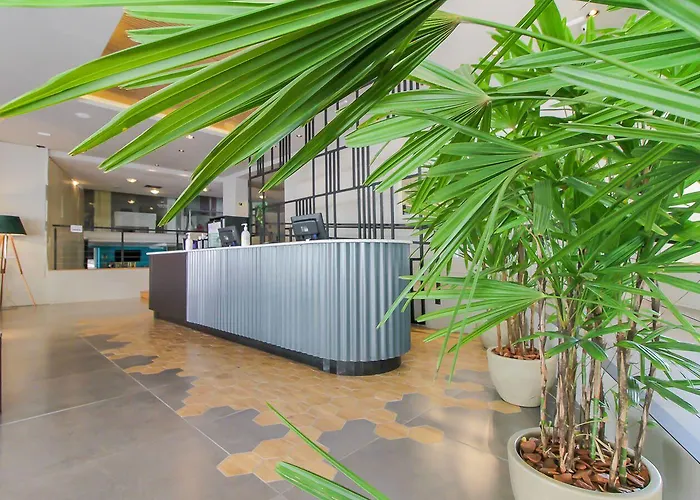 Coral Trade e Eventos prox a Pucrs, Araujo Vianna