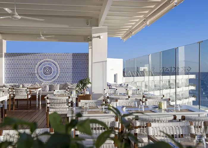 Family resorts Grecian Sands
