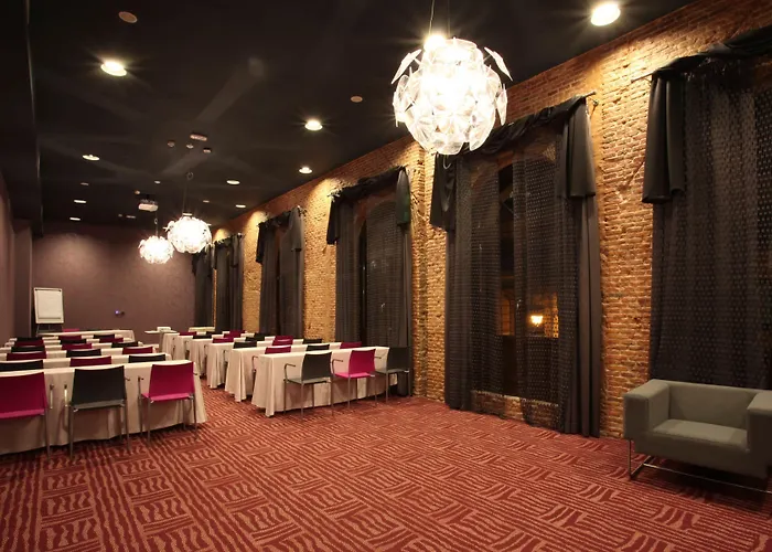 Hotel romantico: Petit Palace Savoy Alfonso XII