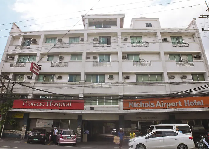Nichols Airport Hotel