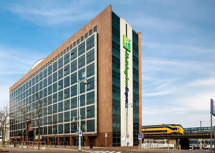 Günstiges Hotel: Holiday Inn Express Amsterdam - Sloterdijk Station By Ihg