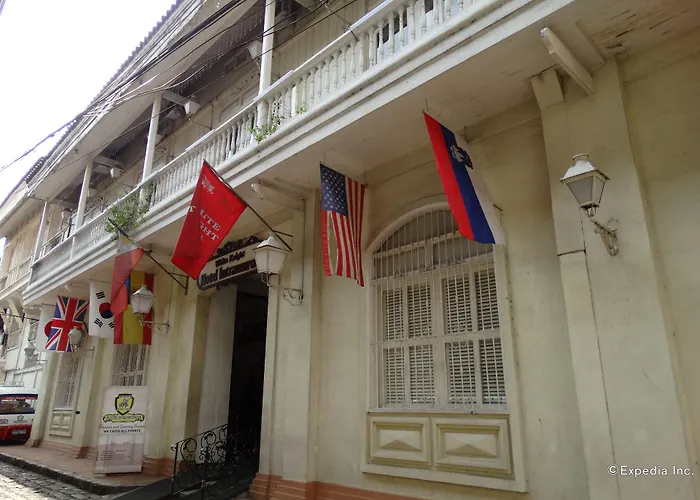 White Knight Hotel Intramuros