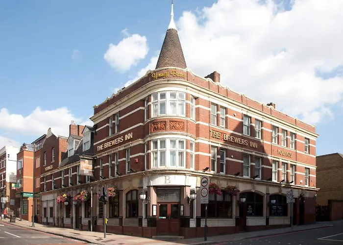 Hotel familiar: The Brewers Inn