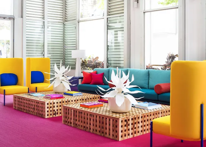 Shoreline Hotel Waikiki