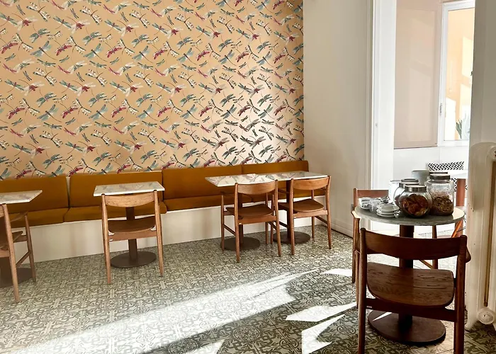 B&B only: Forget Me Not Barcelona