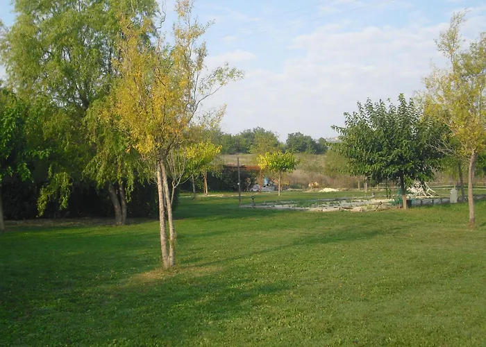 Le Luberon Lou Mas Li Pitchoun