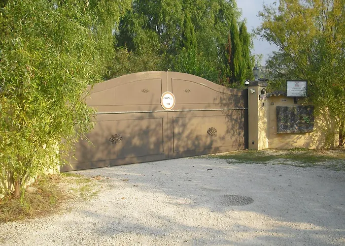 Lou mas li Pitchoun L'olivade