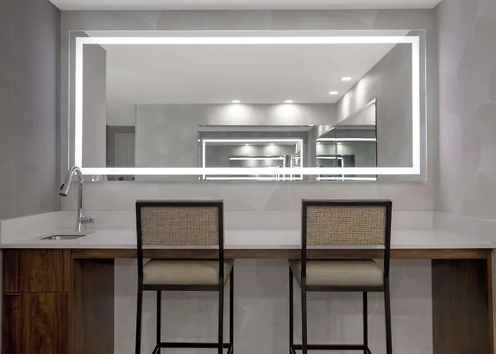 Pet Friendly hotel: Hampton Inn By Hilton Brampton - Toronto