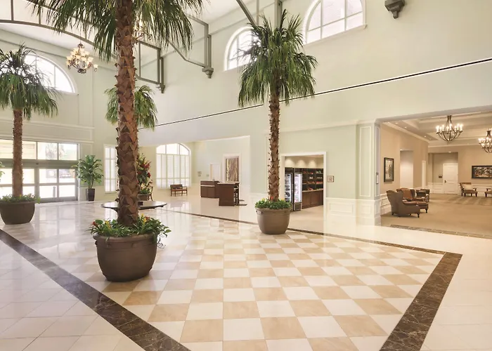 Self catering: Embassy Suites Savannah Historic District