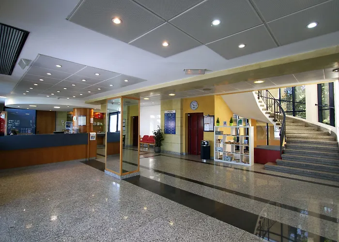 Hotel cerca del colegio: Bilbao Hostel