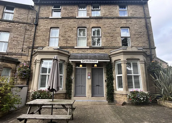 Central hotel: Geminian