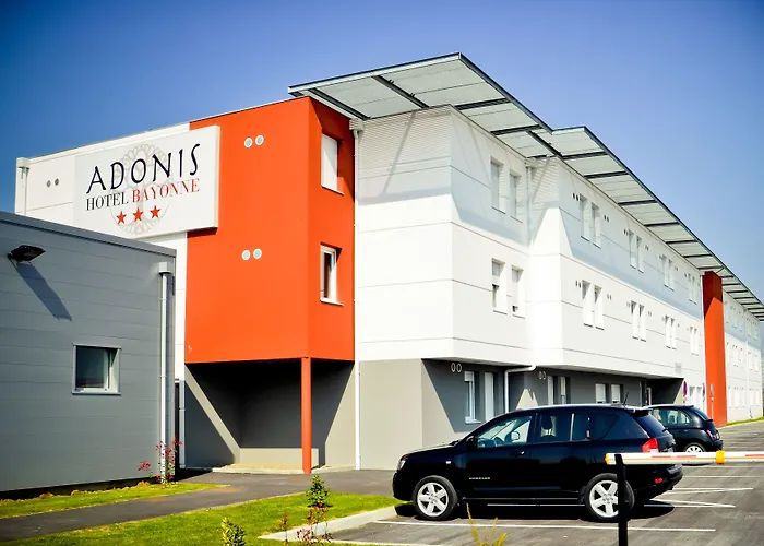 Adonis Hotel Bayonne
